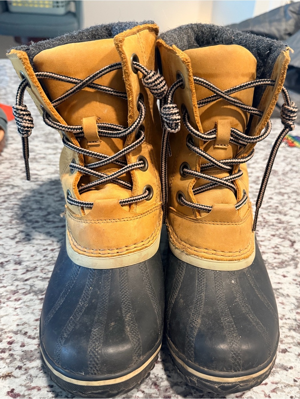 Sorel Size 8.5 Women’s Two-Tone Tan and Black Waterproof Duck Boot Winter Boots
